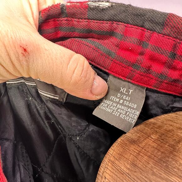 David Taylor Shirt Men's XLT Red Black Plaid Flannel Jacket Quilt Lined Trucker - Picture 5 of 6